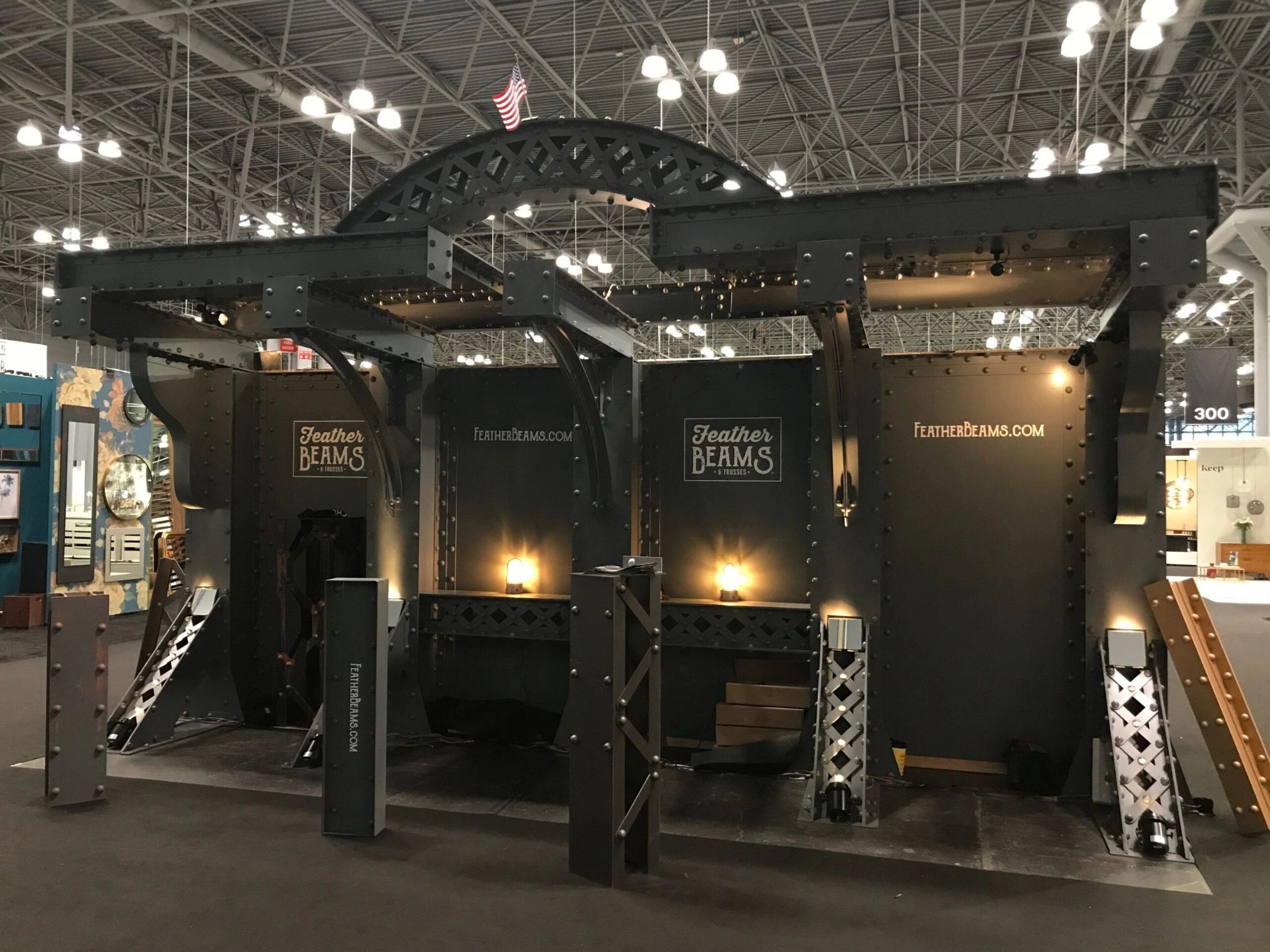 Featherbeams trade show booth — 5'×20' traveling display